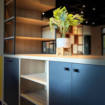 Отель Ibis Budget Ferrand Centre Montferrand Клермон-Ферран