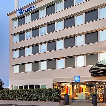 Hotel Ibis Budget Ferrand Centre Montferrand 2*